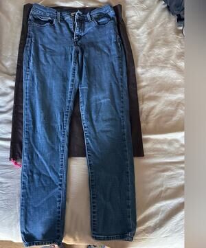 Levi's Classic 311 Shaping Skinny Jeans 5 Pockets Classic Effortless Style Sz 30